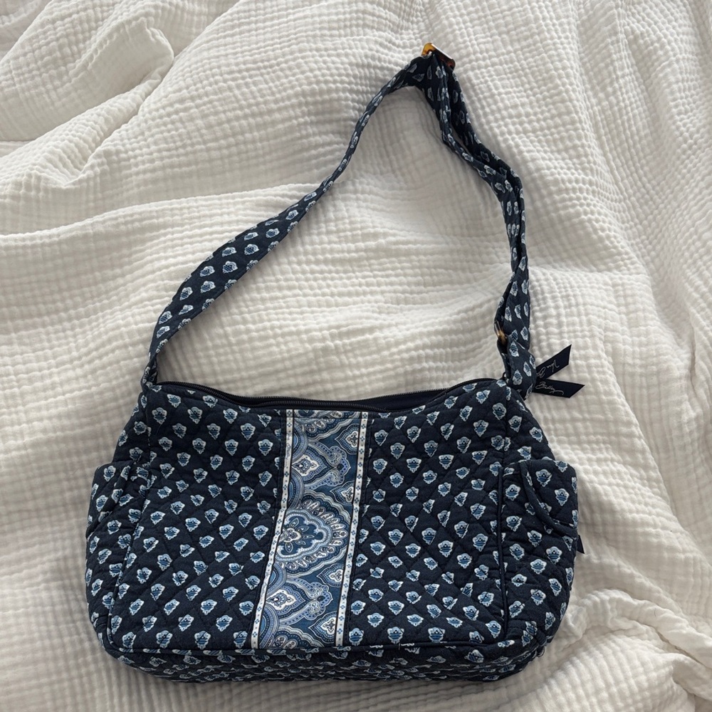 Cute blue Vera Bradley purse!